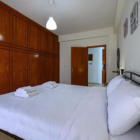 Oliva Apartment Kalamata Exterior foto
