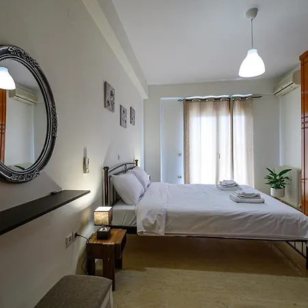 Oliva Apartment Kalamata Exterior foto